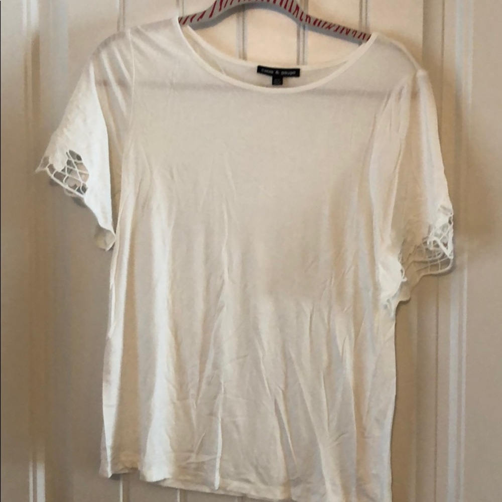 Tops - Picture 2 of 16